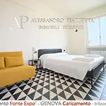 Deluxe Waterfront Апартаменты